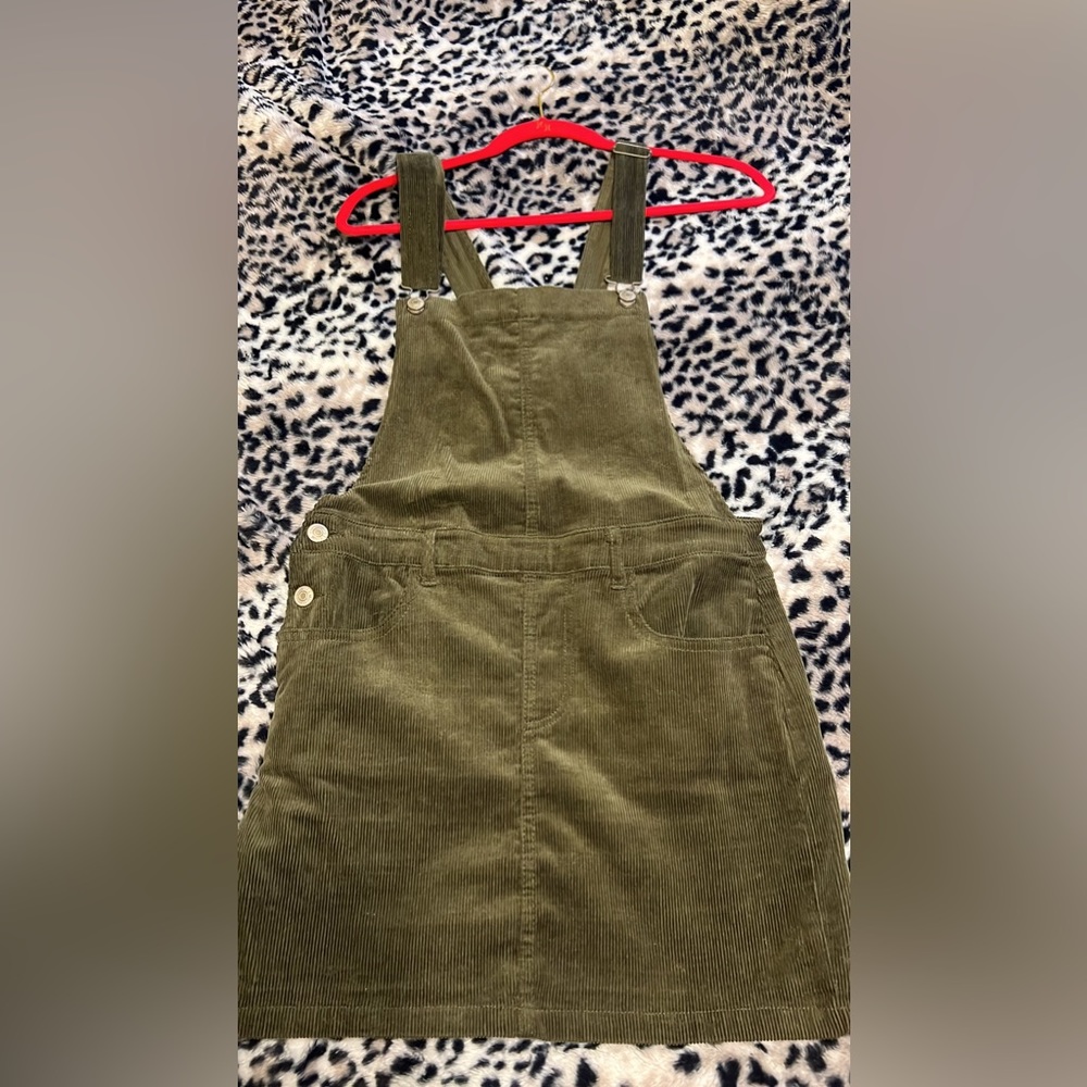 Overall dress